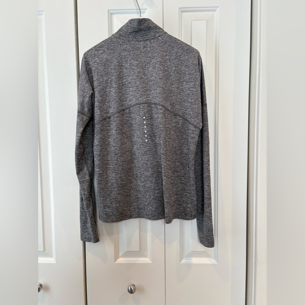 Nike 1/2 Zip Running Top - Size Small. - Picture 4 of 14